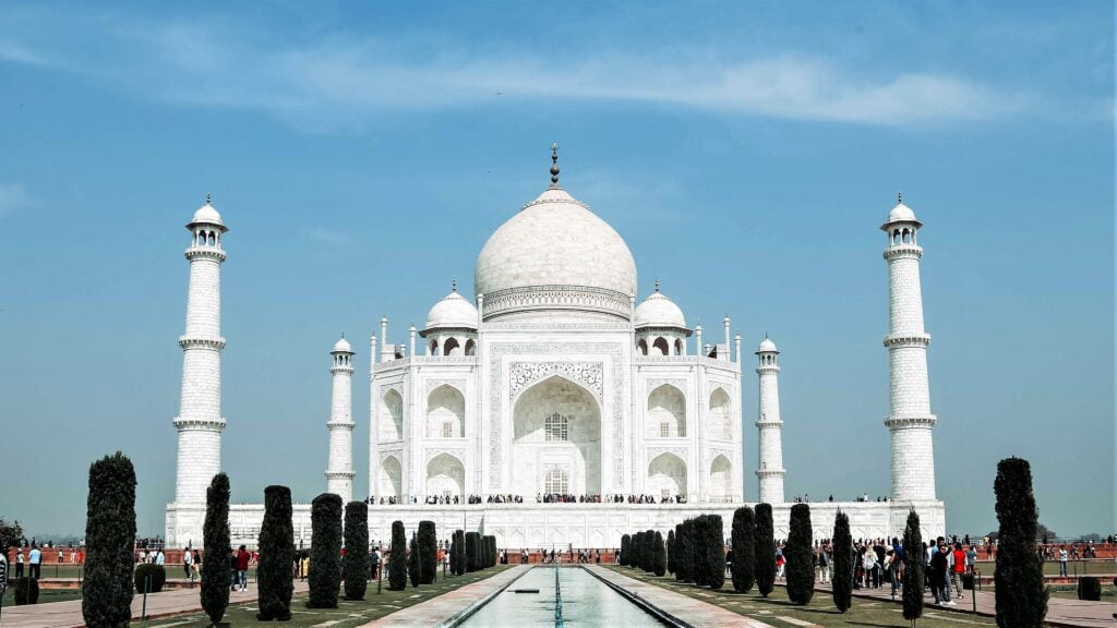 Best Time to Visit Taj Mahal